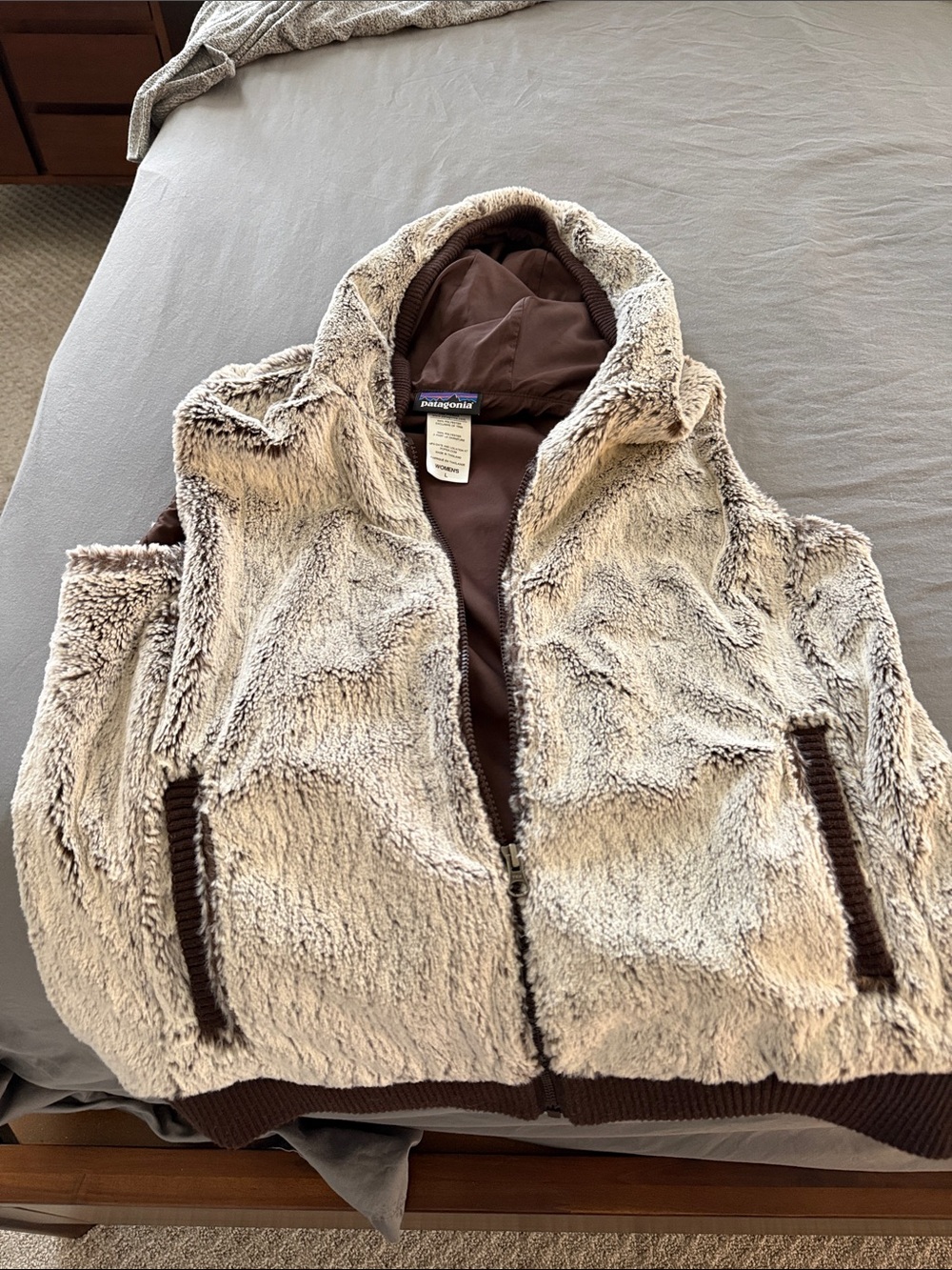 Patagonia Cream and Brown Faux Shearling Zip Vest